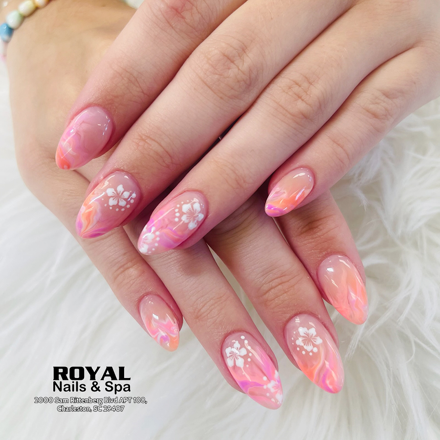 Royal Nails West Ashley LLC logo